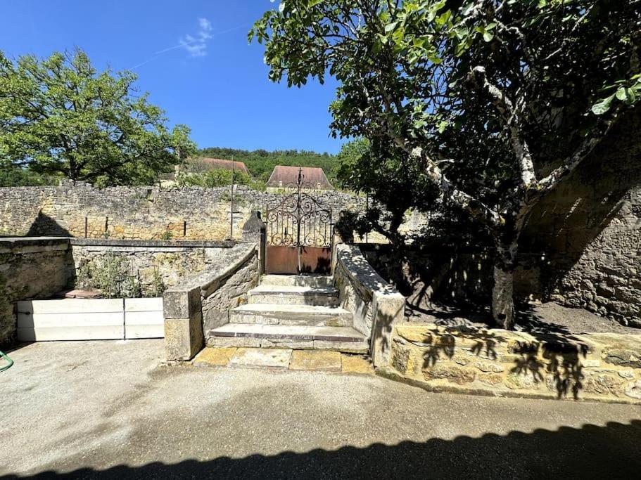 L'Epicerie De Bezenac Villa Exterior photo